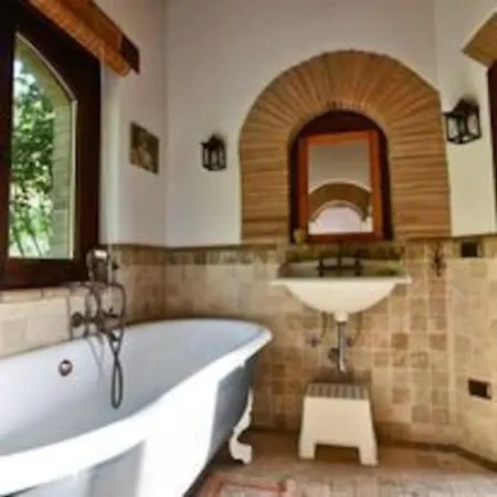 Podere Antico Con Piscina Villa *